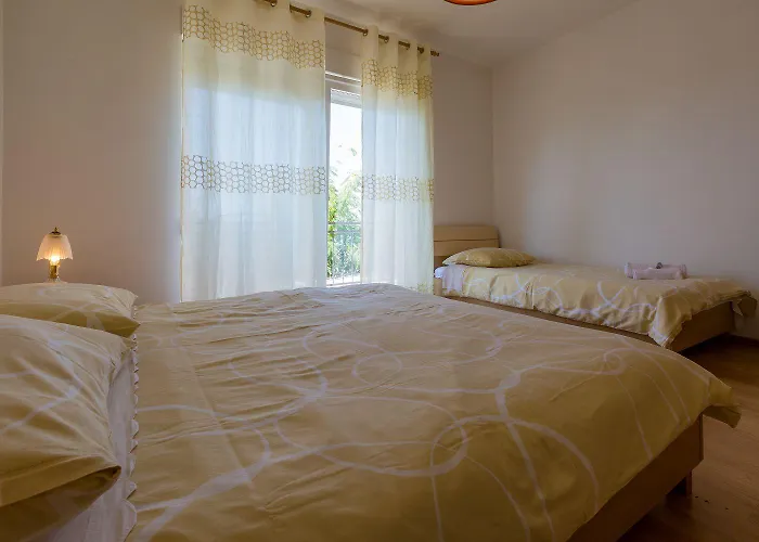 Traumhaftes Nur 100 Meter Zum Mit Sauna, Jacuzzi, Meerblick Apartment *