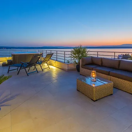 Traumhaftes Nur 100 Meter Zum Mit Sauna, Jacuzzi, Meerblick Apartment Dramalj