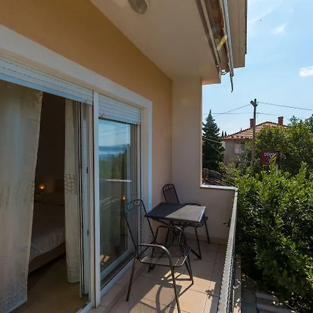 Apartment Traumhaftes Nur 100 Meter Zum Mit Sauna, Jacuzzi, Meerblick *