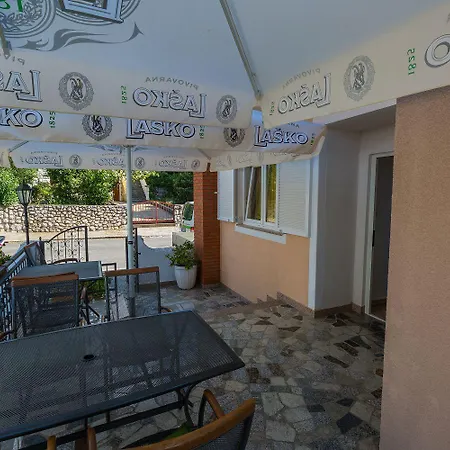 Traumhaftes Nur 100 Meter Zum Mit Sauna, Jacuzzi, Meerblick