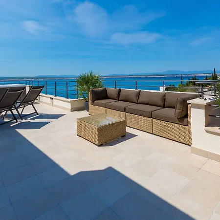 Traumhaftes Nur 100 Meter Zum Mit Sauna, Jacuzzi, Meerblick Apartment *